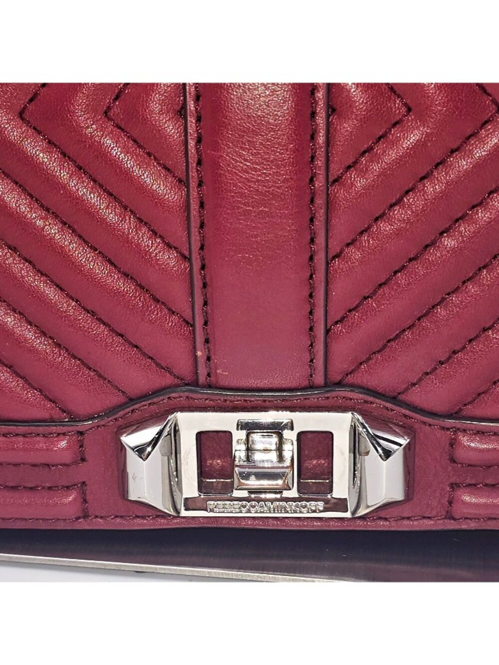 Rebecca Minkoff Women's Red Chevron leather Quilted Love Crossbody Bag Sz M 2558 - Picture 4 of 16
